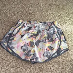 Calvin Klein Women's Abstract Print Athletic Shorts